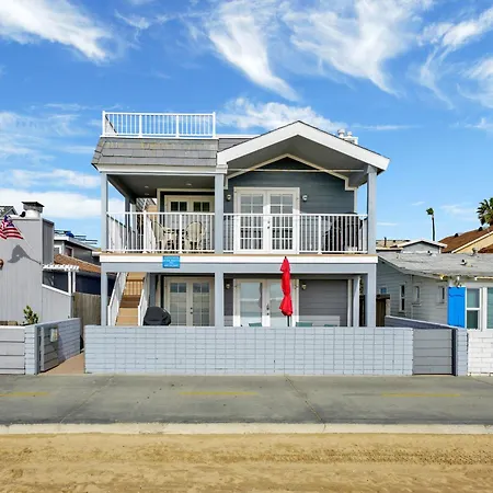 1404 W Oceanfront B Villa